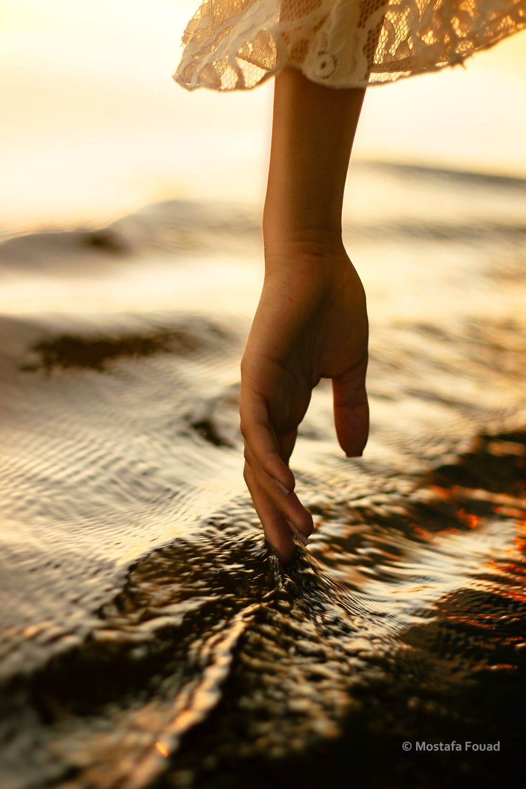 Fingertips of Gold